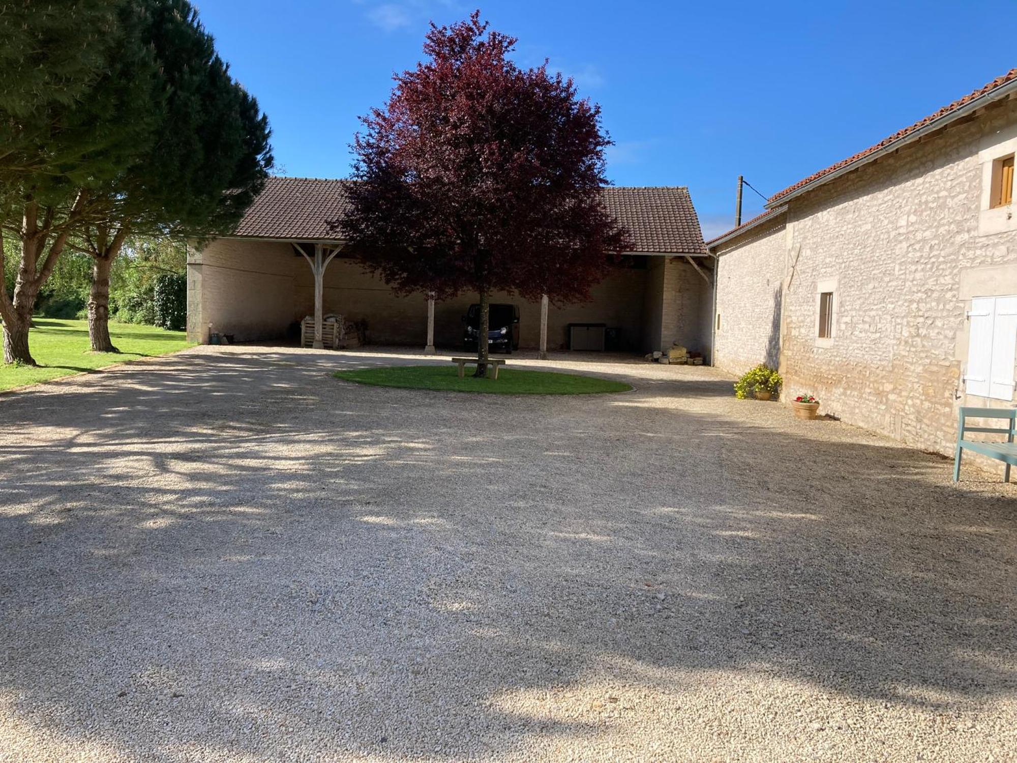 La Grange Bed and Breakfast Blanzay Εξωτερικό φωτογραφία